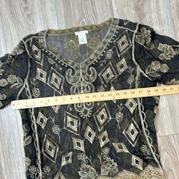 Ultra Pink shear golden blouse embroidered size large like new - Picture 3 of 5